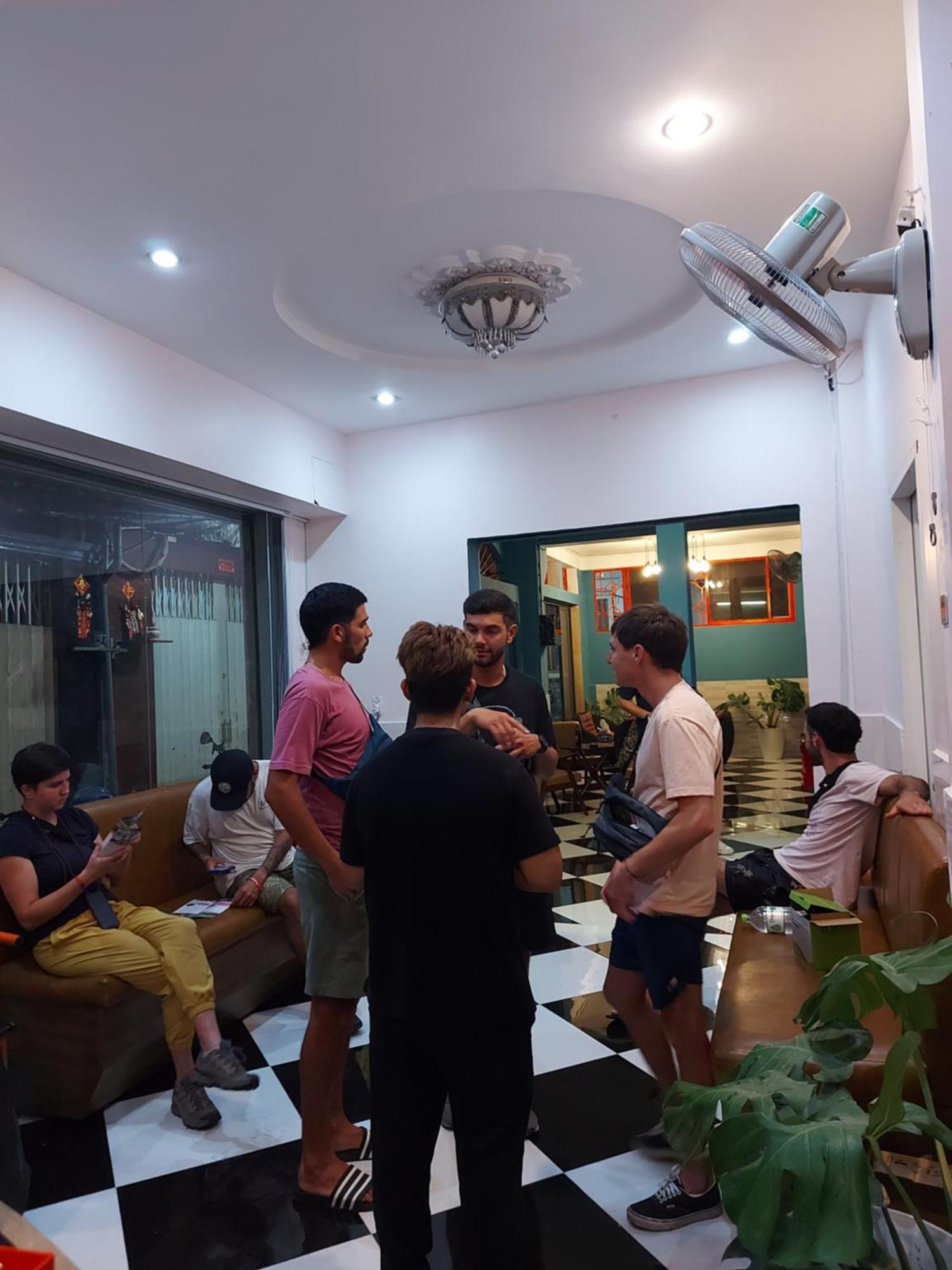 Saigon Rooftops Hostel Ho Chi Minh City Exterior photo